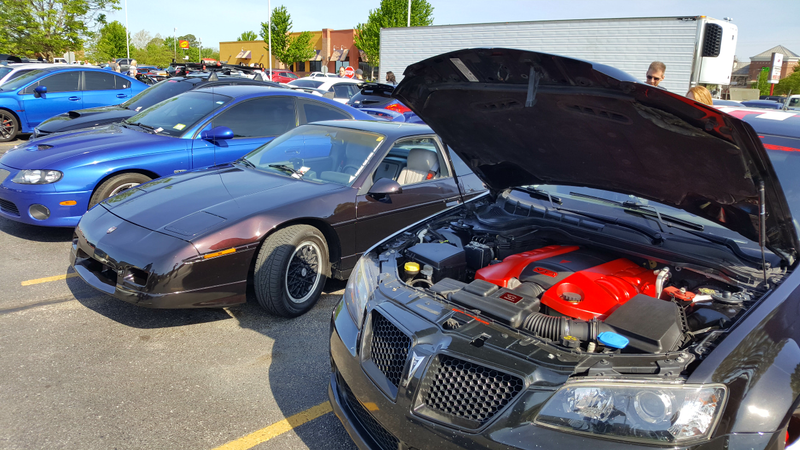 Lots of Pontiacs out today